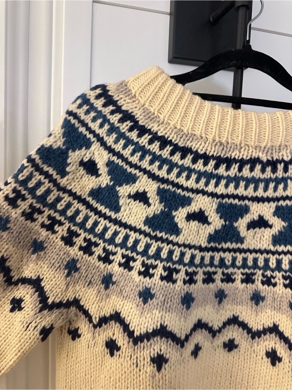 Vintage Sears 100% WOOL Cream and Navy Fair Isle Crew Neck Sweater - Picture 3 of 4